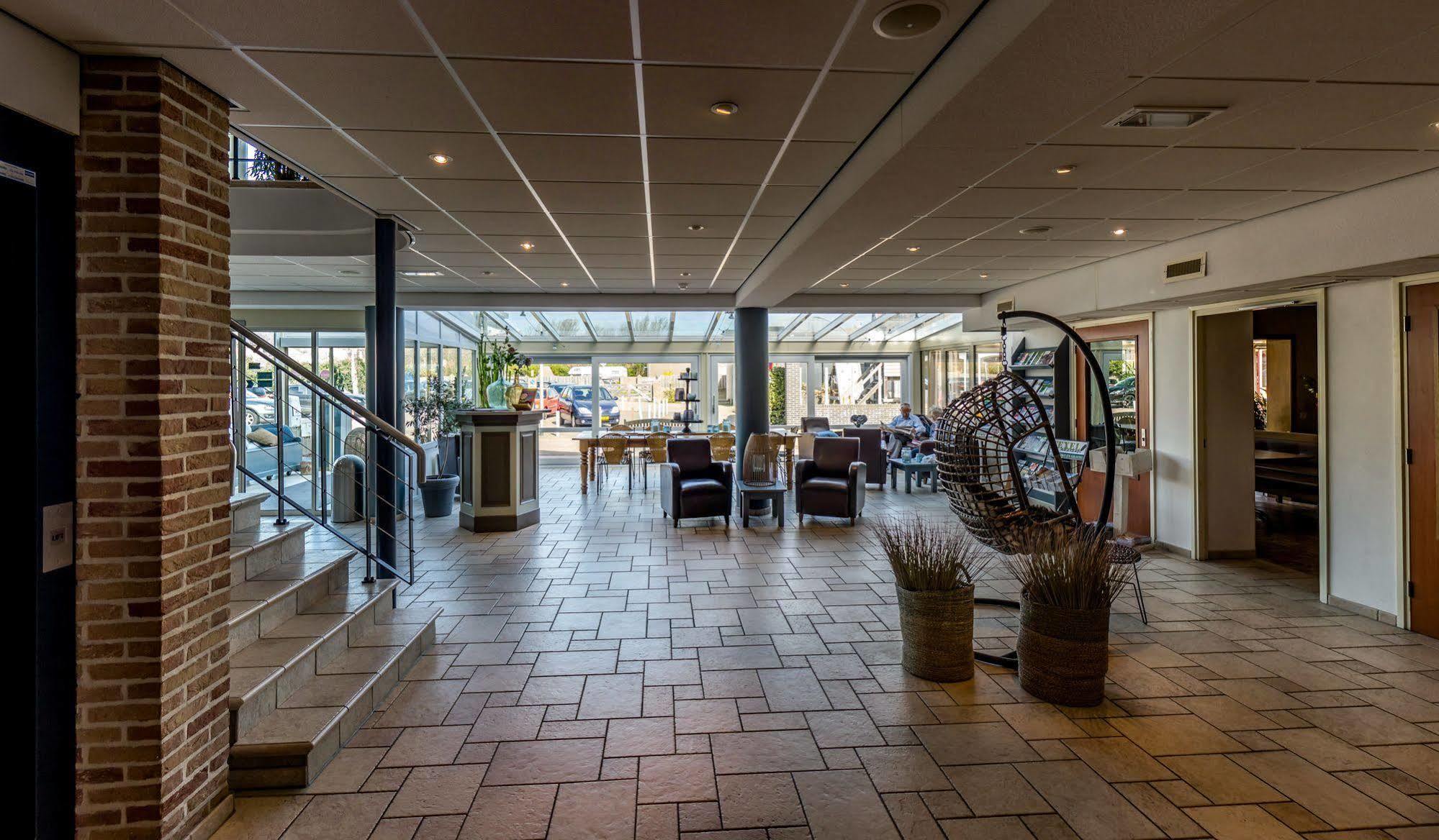 Hotel Tesselhof De Koog  Esterno foto